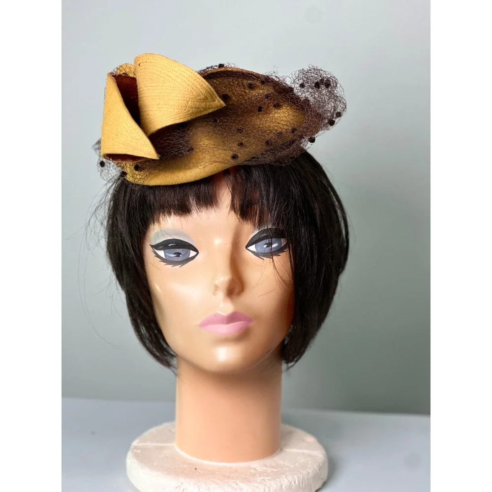 Vintage 1940s Tilt Hat Mustard Yellow Felt Brown Velvet Leaves Eagle Handcraft